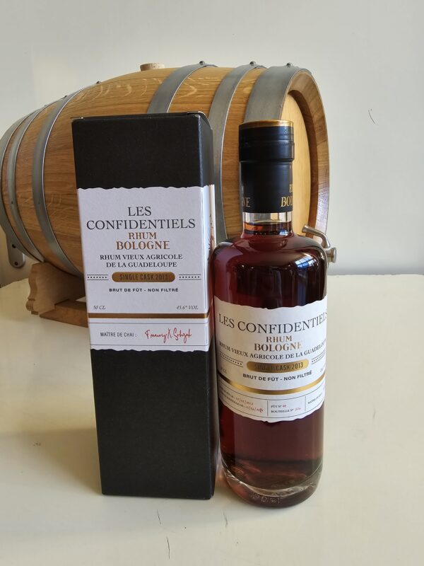 RHUM VIEUX BOLOGNE 50 CL 45.6° LES CONFIDENTIELS MILLESIME 2013